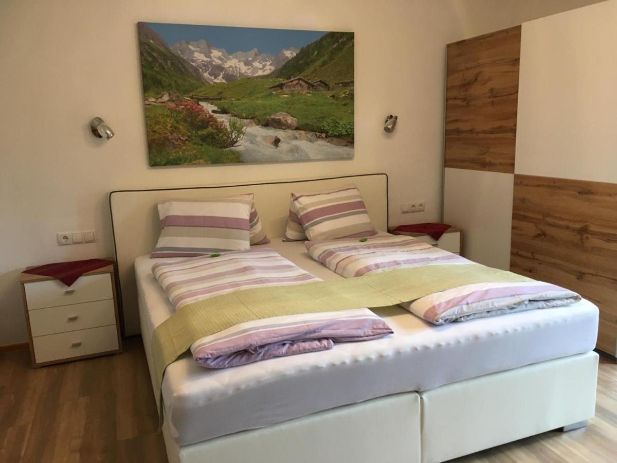 Gaestehaus Schmid Sankt Johann im Saggautal Bagian luar foto